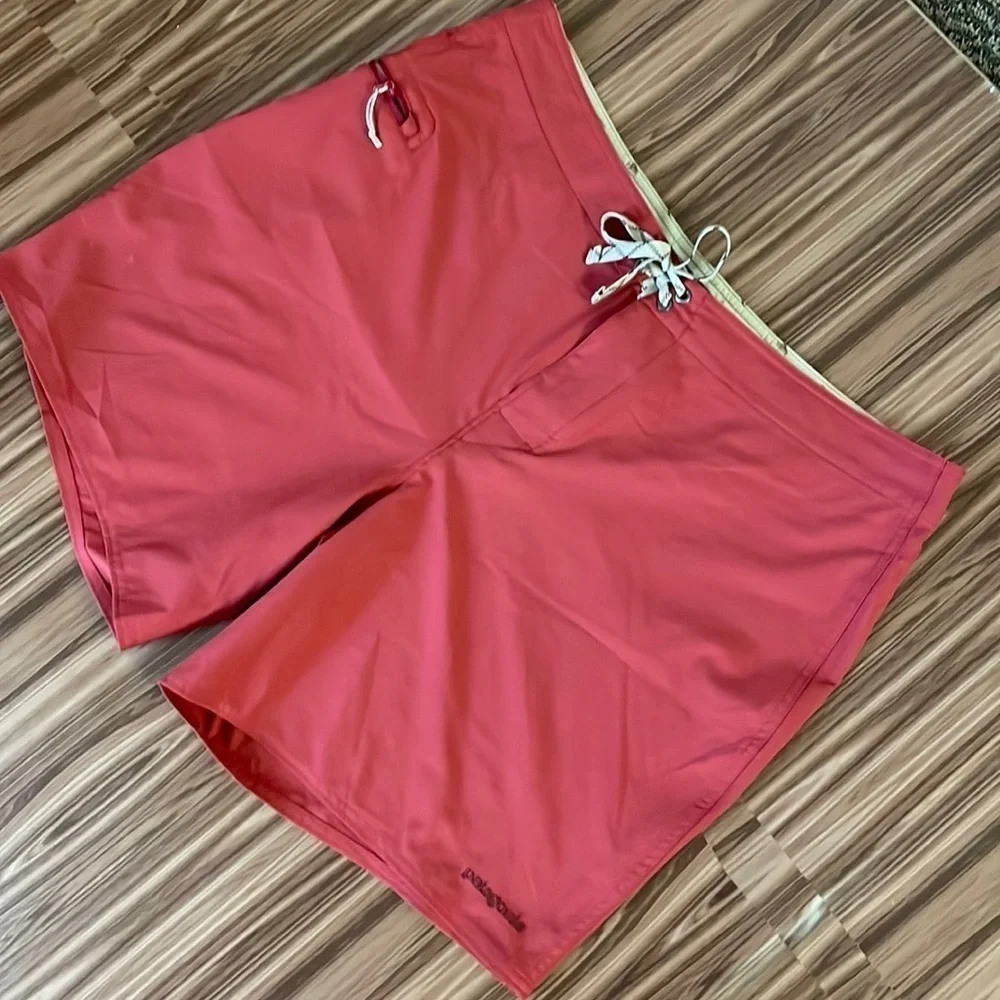PATAGONIA Board Shorts Size 40